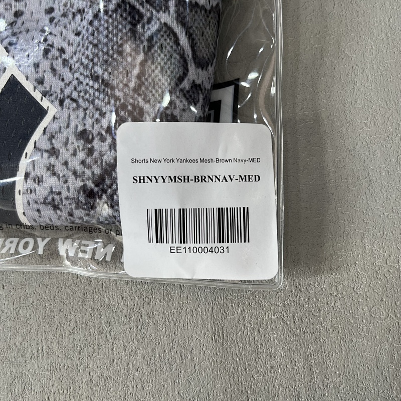 Ee Basic Short 11