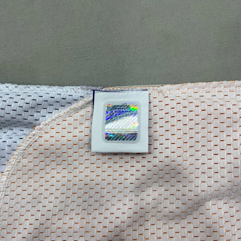 Ee Basic Short 5