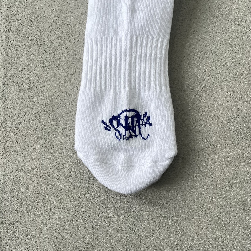 2 Pairs Of Socks 12