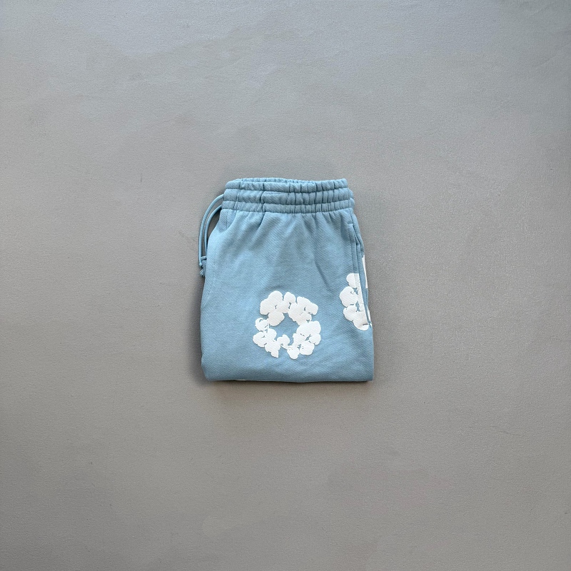 Denim Tears The Cotton Wreath Powder Sweatshorts 4