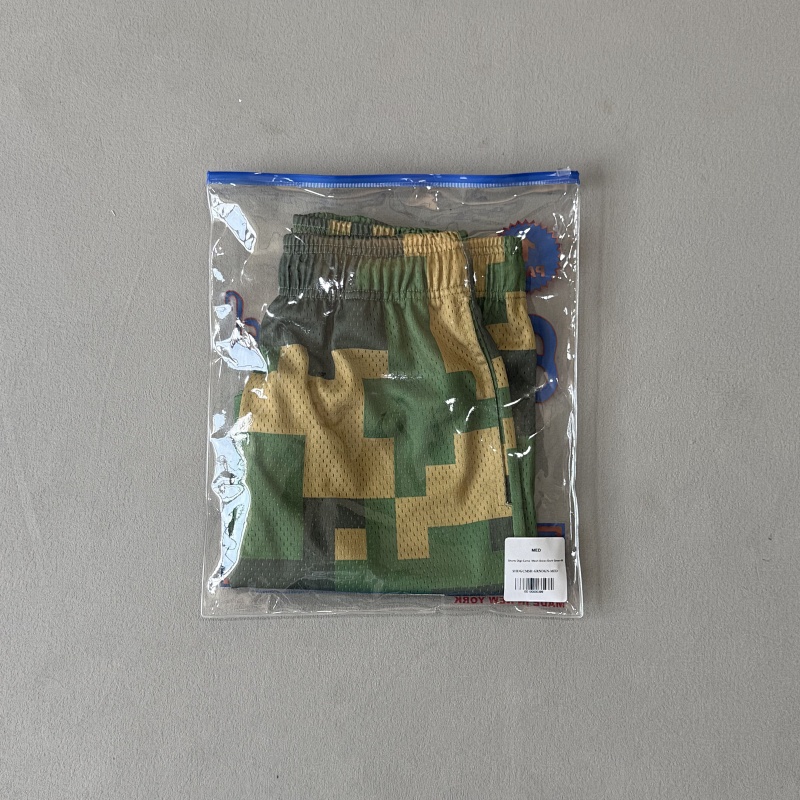 Ee Basic Short Digi 12