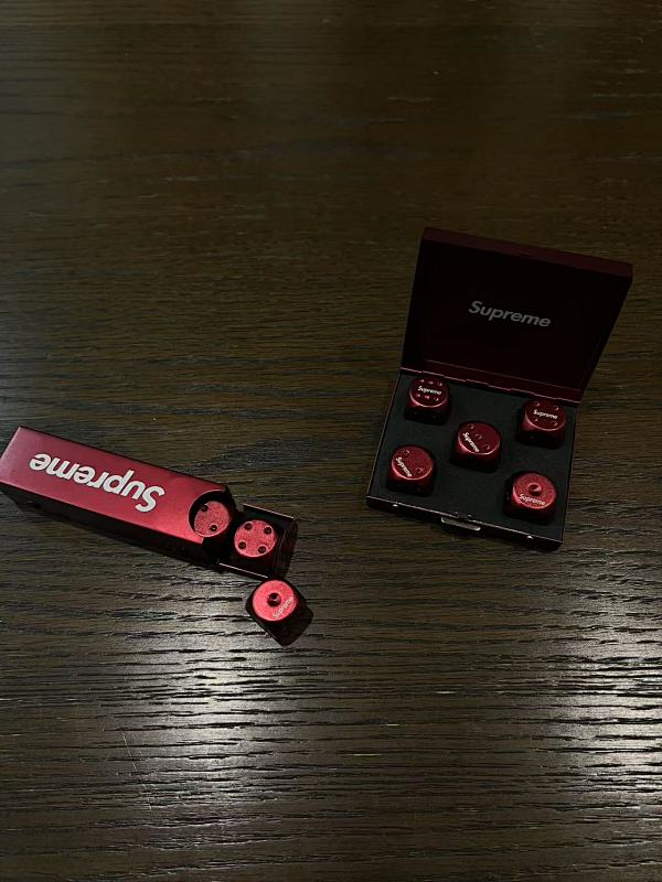 Red Dice 5