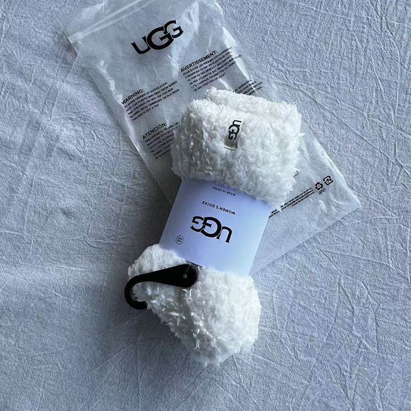 Ugg Soft Fuzzy Socks 9