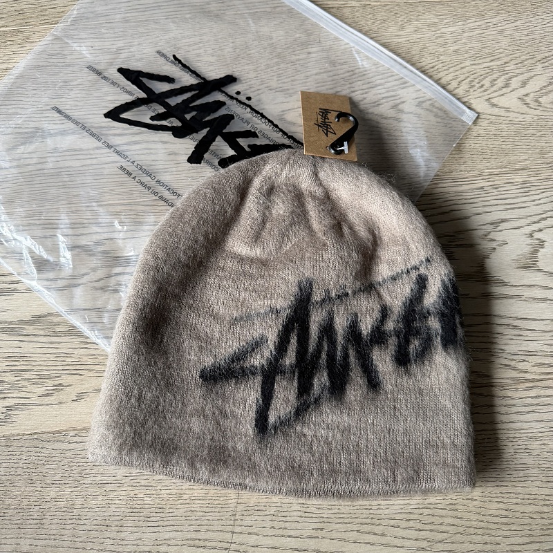 St Beanie 6