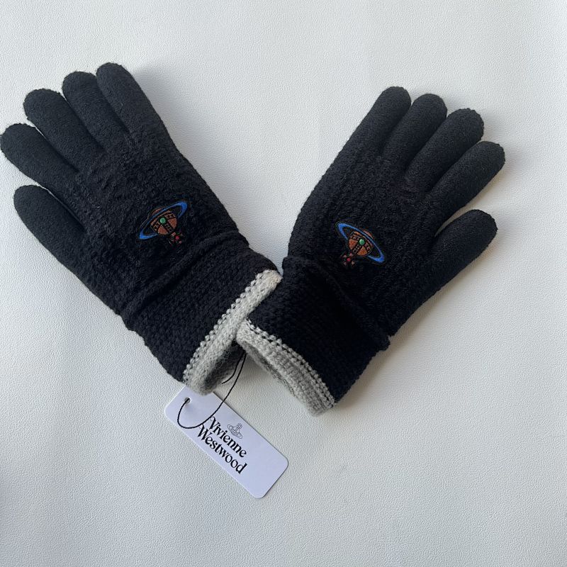 Vivienne Westood Glove 7