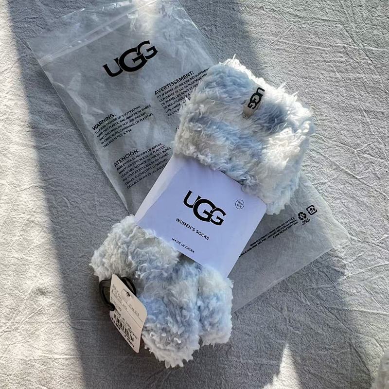 Ugg Soft Fuzzy Socks 6