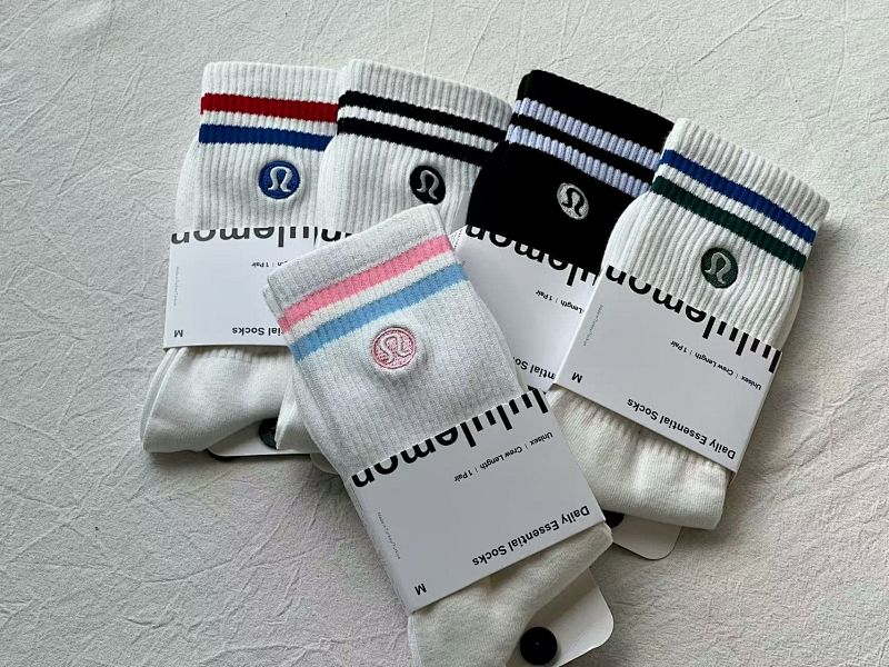 Lullu Socks 2