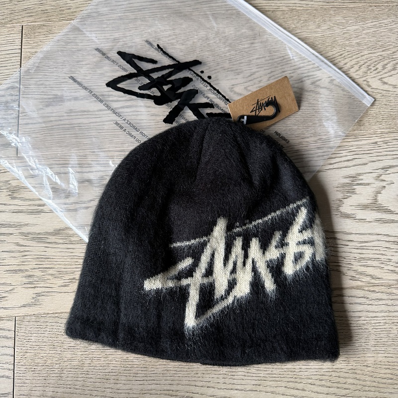 St Beanie 7