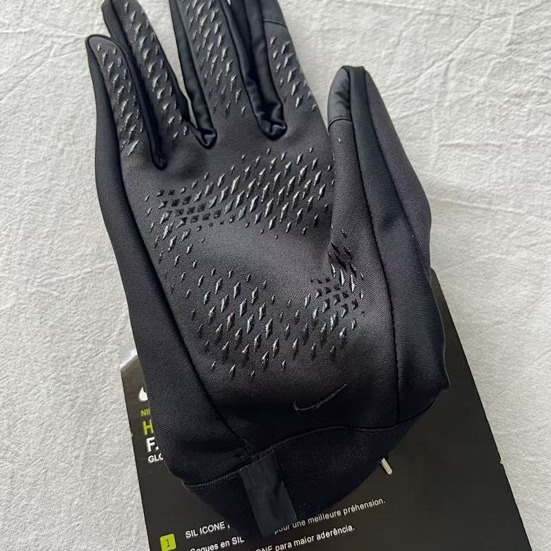 Glove 5