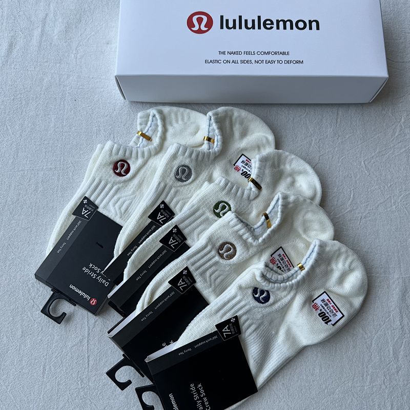 Lulu Lem*n Boat Socks 5 Pacs A Box 5 4
