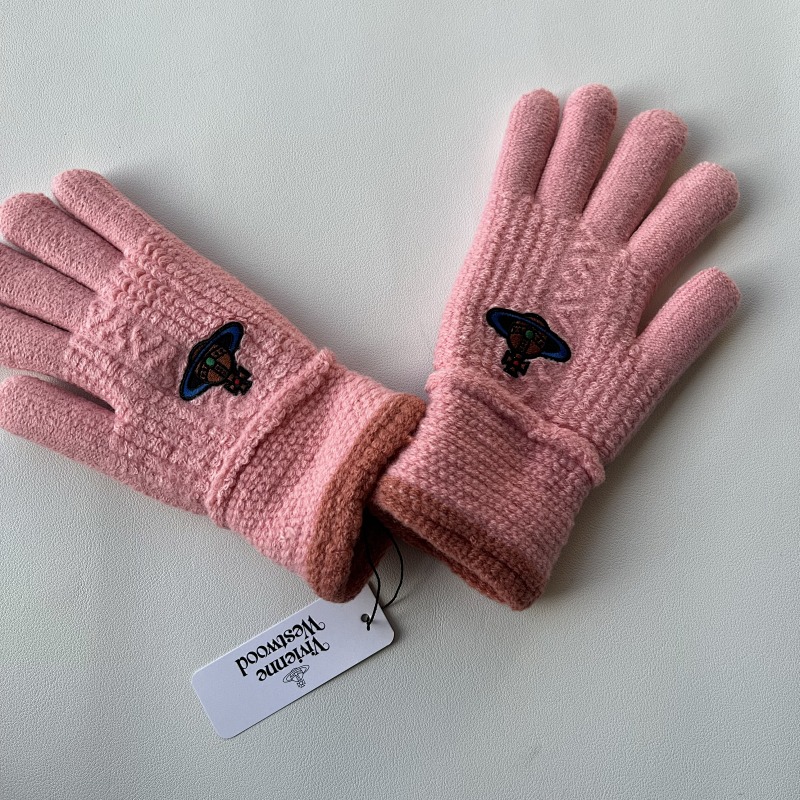 Vivienne Westood Glove 3