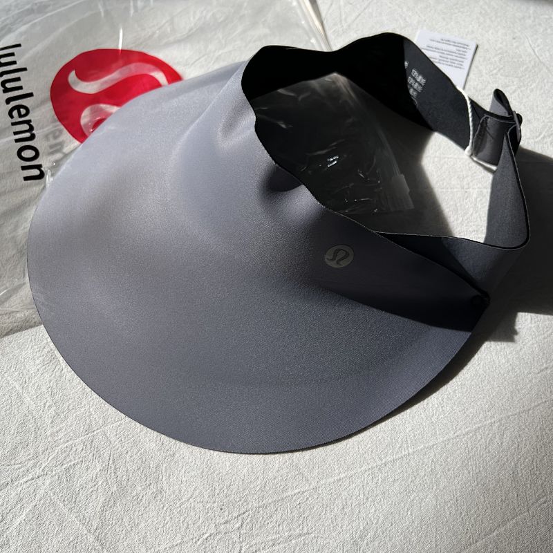 Lululemon Sun Hat With Logo Bag 4