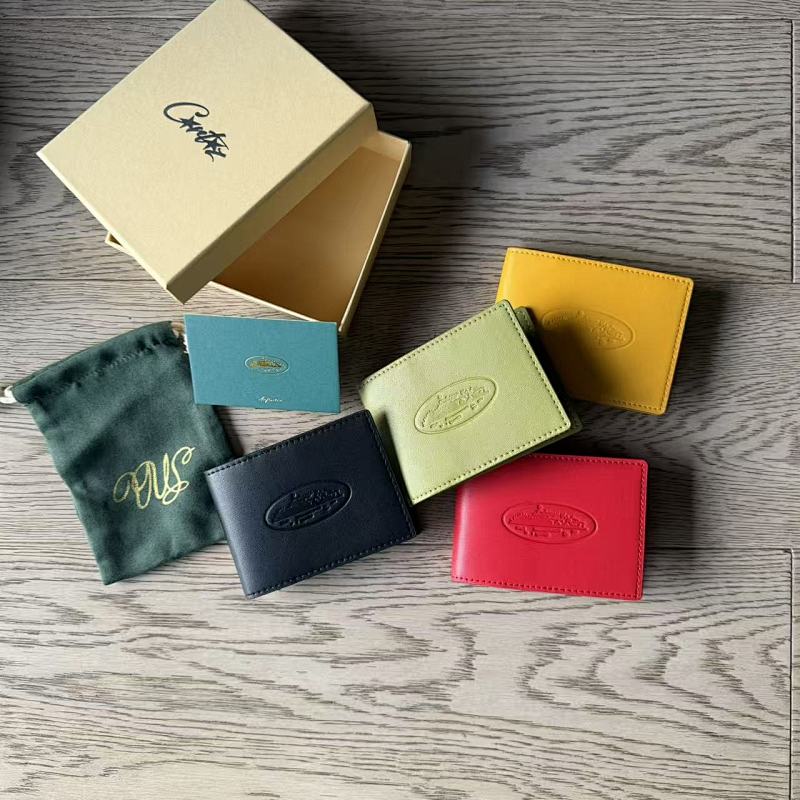 Corteiz Island Budget Version Card Holder . 4 Co 3