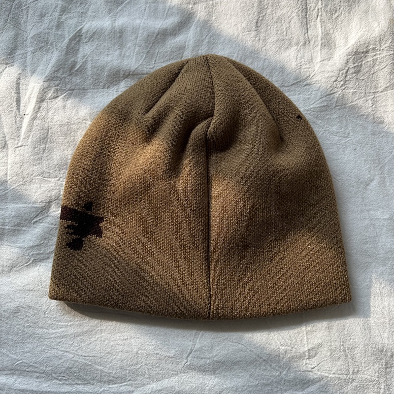 X Oakley Beanie 7