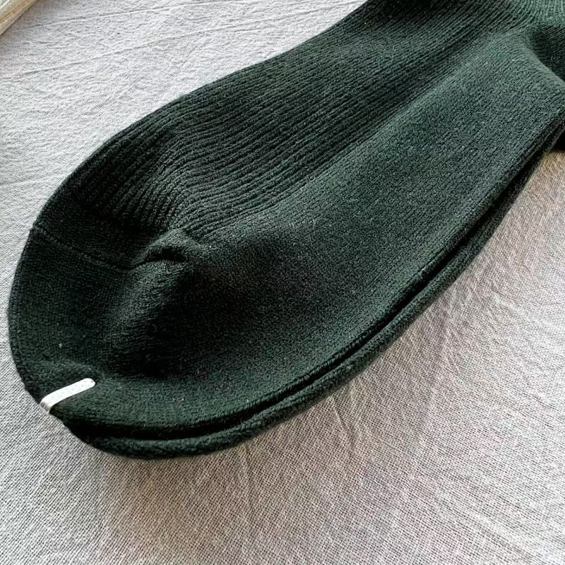 Lulu Box Socks 7
