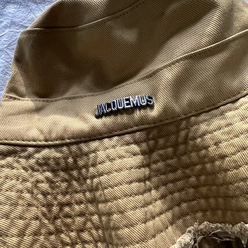 Jacquemus Bucket Hat 6