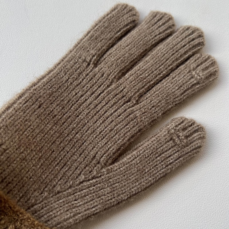Vivienne Westood Glove 5