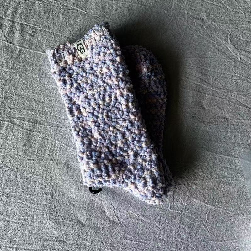 Ugg Socks 8