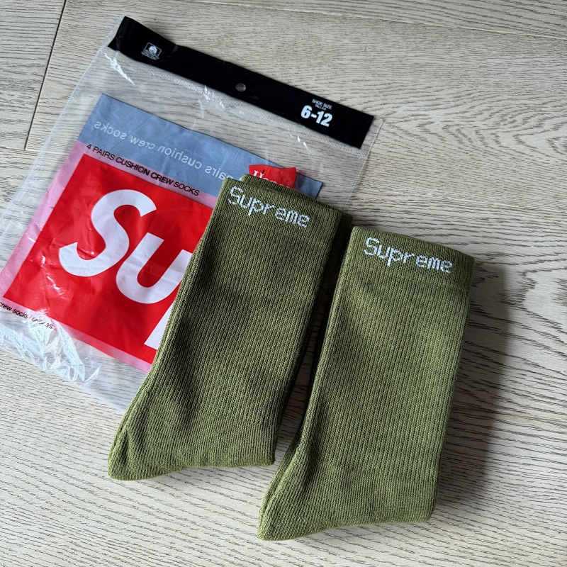 Su* Army Green Towel Socks 2 Pairs A Set 6