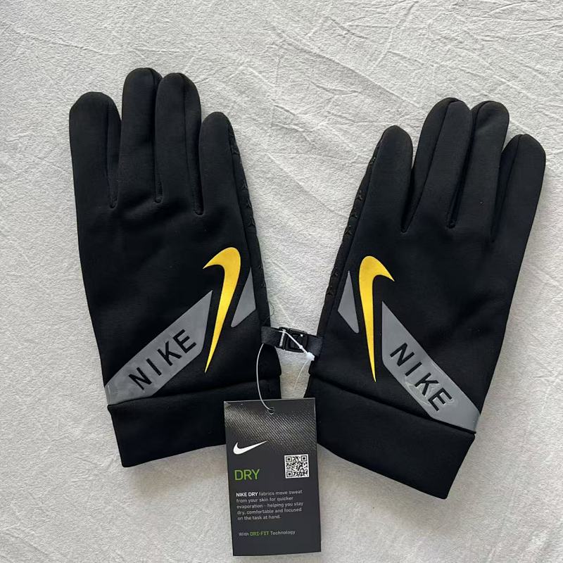 Glove 5