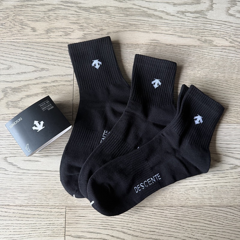 Descente Socks 12