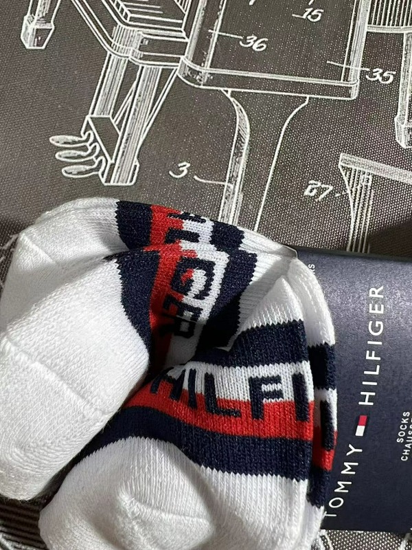 Tm 3 Pacs Socks 8
