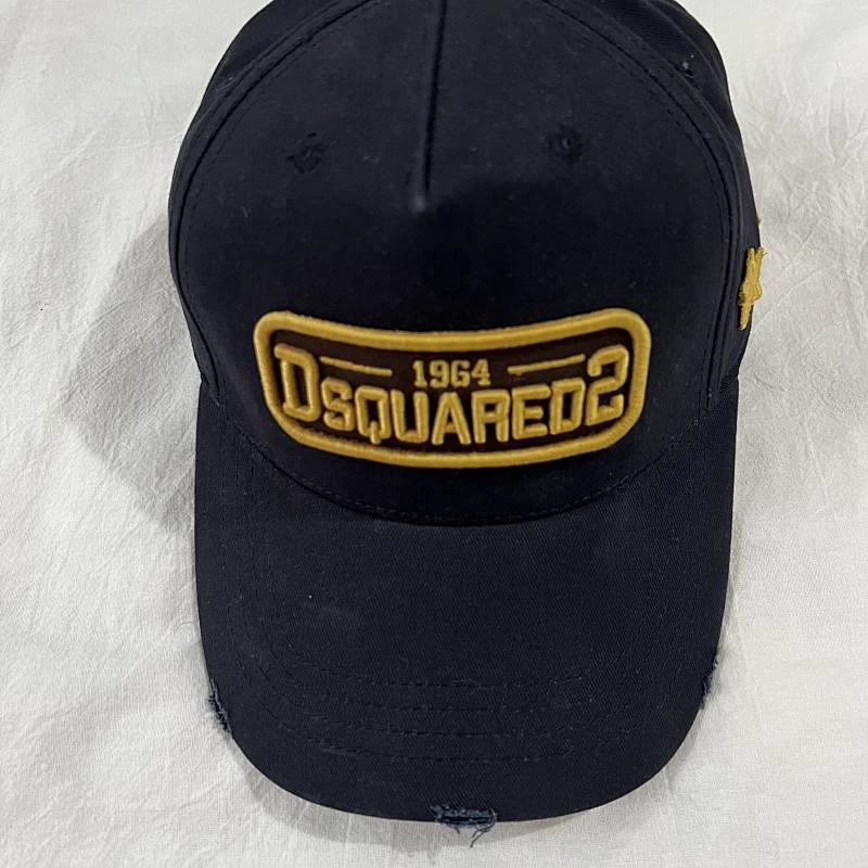 Dsq Hat 4