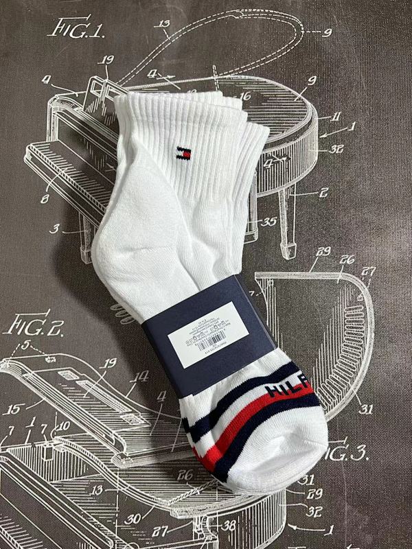 Tm 3 Pacs Socks 2