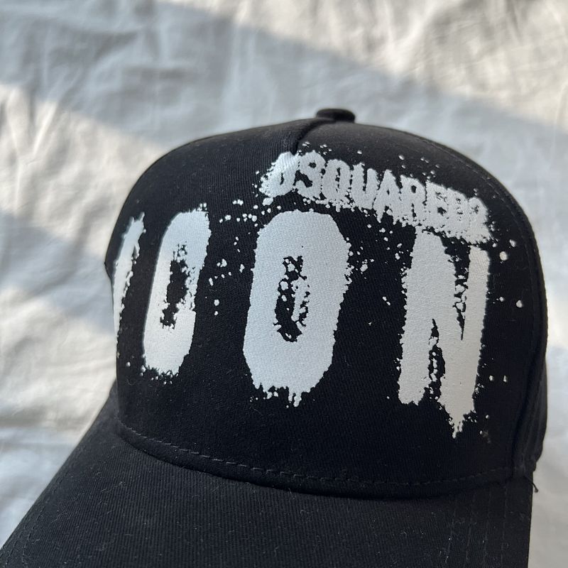 Dsq Hat 3