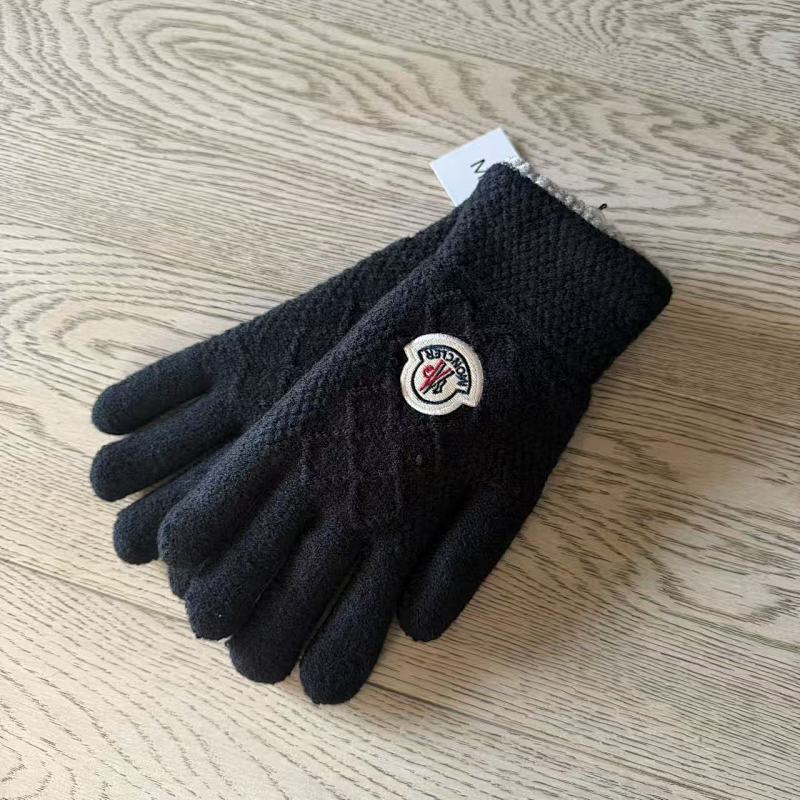 Mon Glove 2