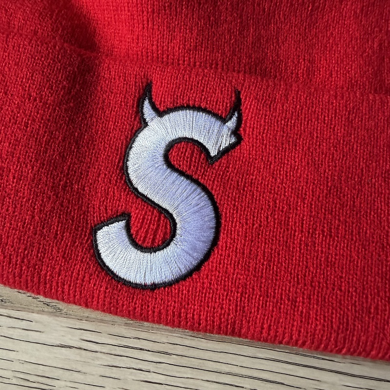 Su “s" Beanie “s" 8