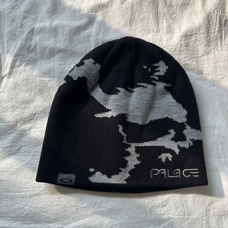 X Oakley Beanie 2