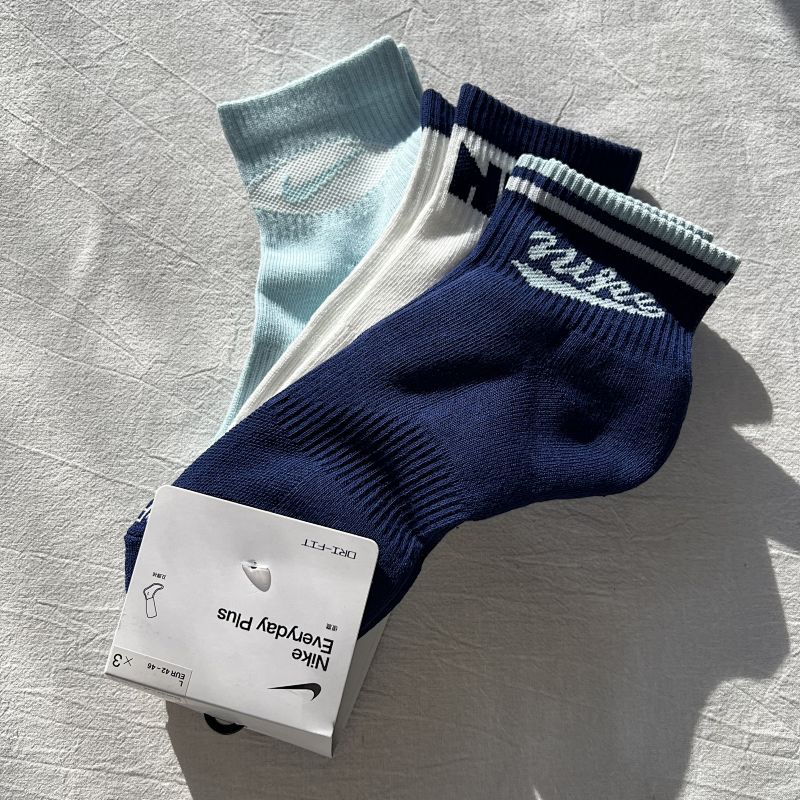 3 Pairs One Set Towel Bottom Socks 3
