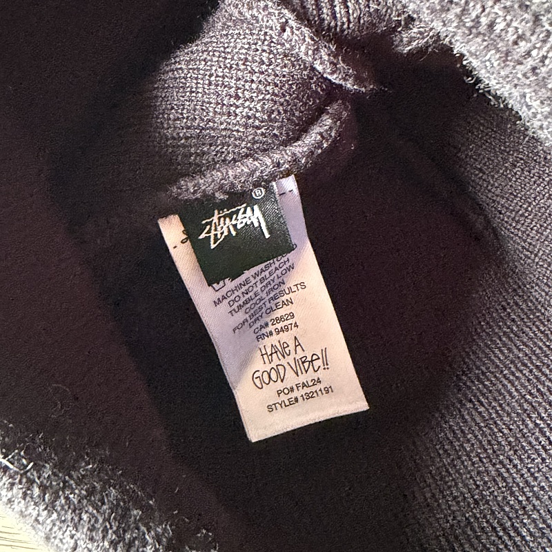 St Beanie 8