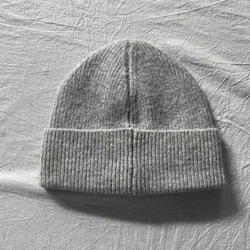Vivienne Beanie 2