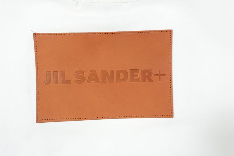 Jil Tee · 6