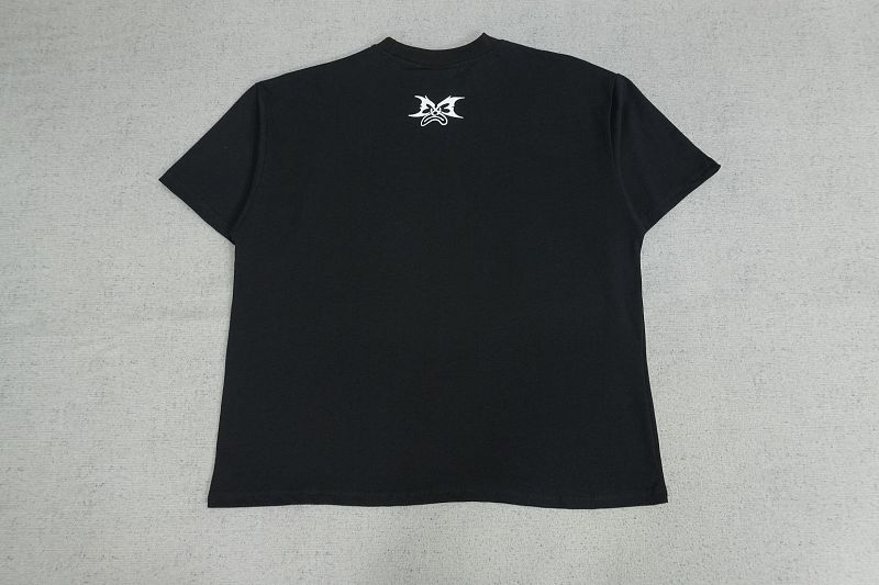 Me Tee · 4
