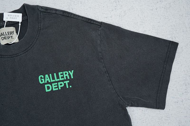 Gallery Dept Tee · 5