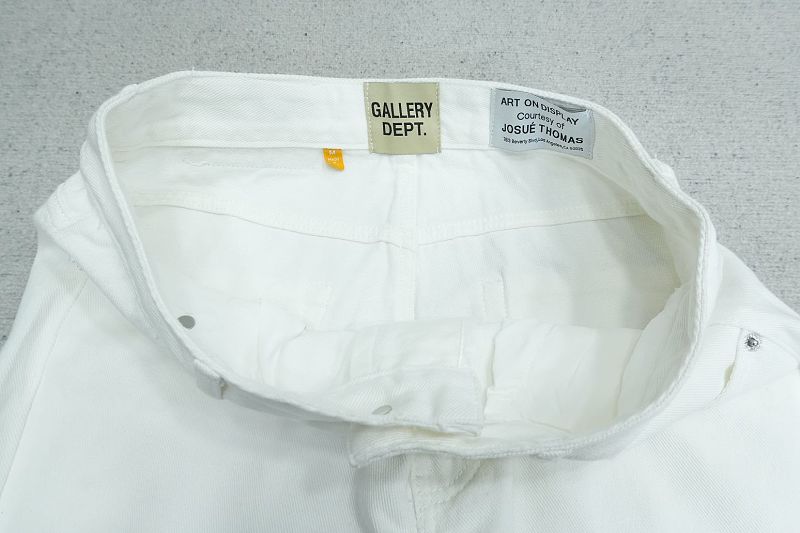 Gallery Dept. · 5