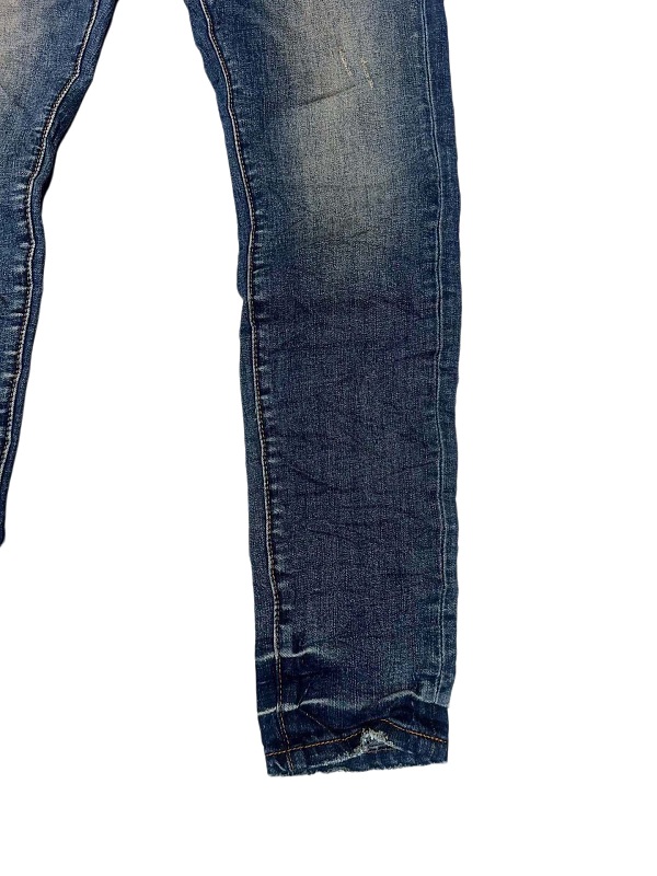 be49037 R36 · 4