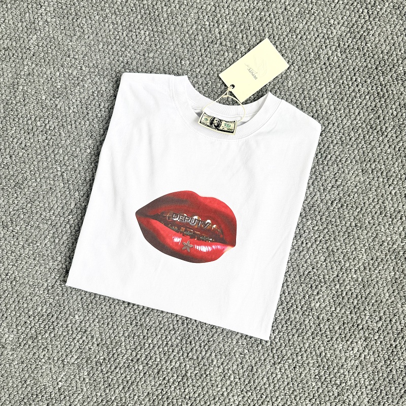 Depu…Lip T-Shirt ｜Black｜white · 4