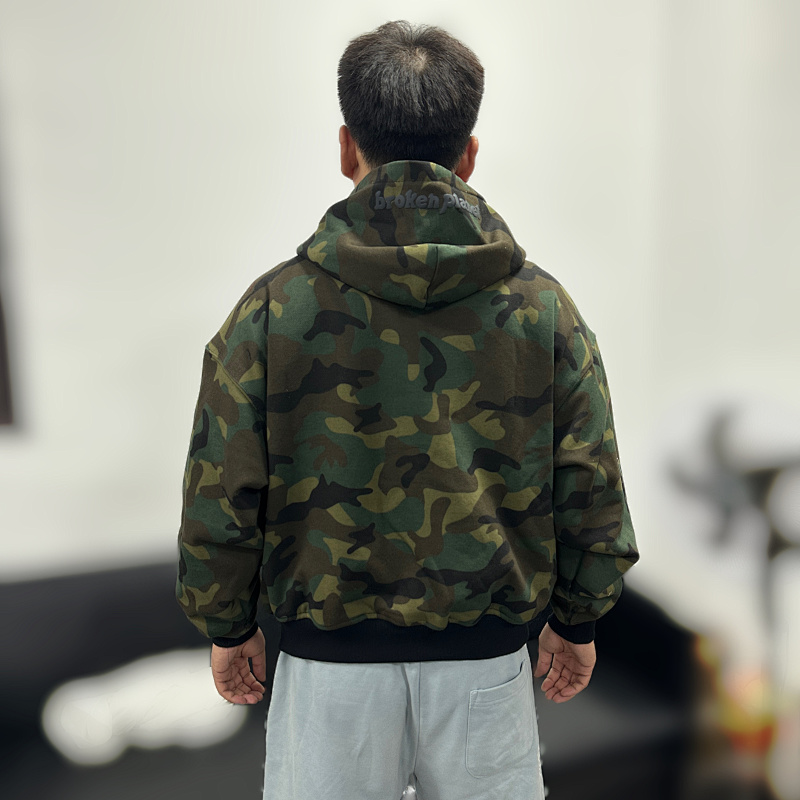 Camo Zip Up Hoodie · 4