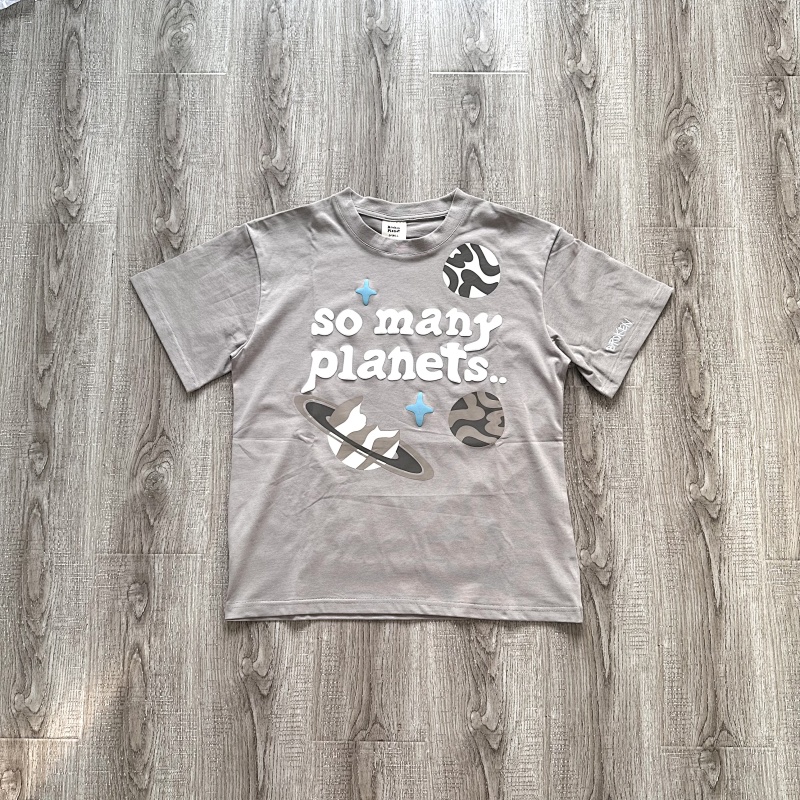 So Many Planets T-shirt · 4