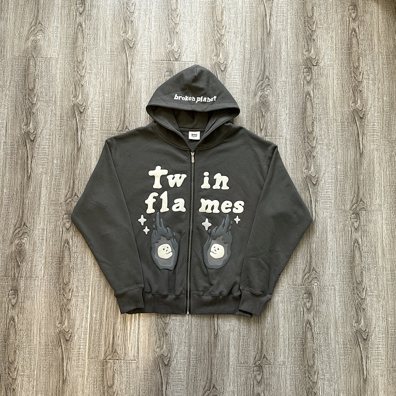 2hoodies + 1pants Or 3Hoodies · 4