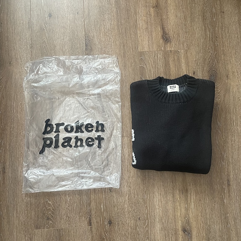 Broken Planet Knitted Sweater · 4