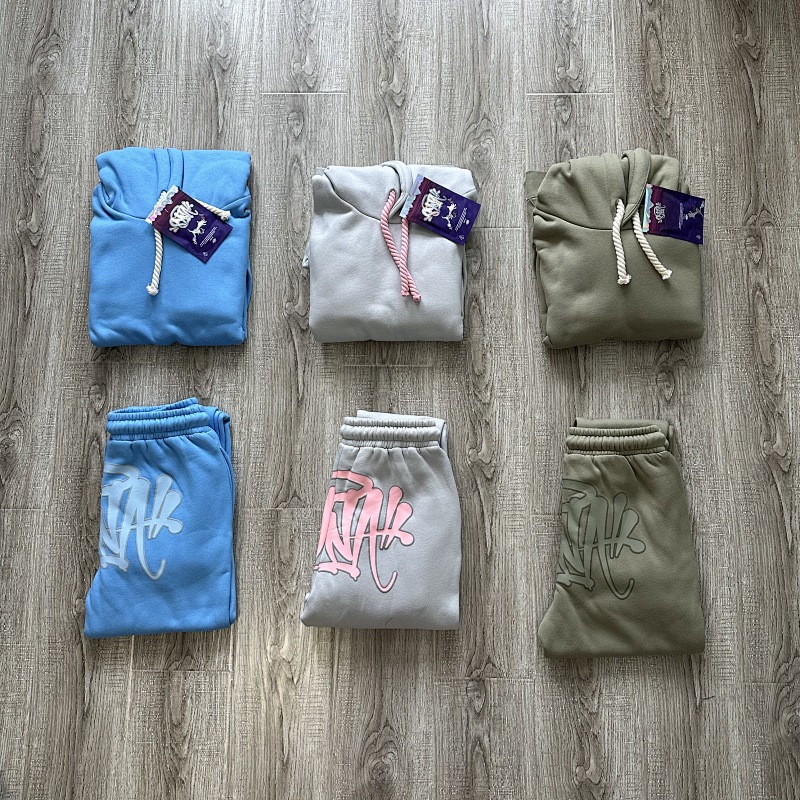 2hoodies + 1pants Or 3Hoodies · 3