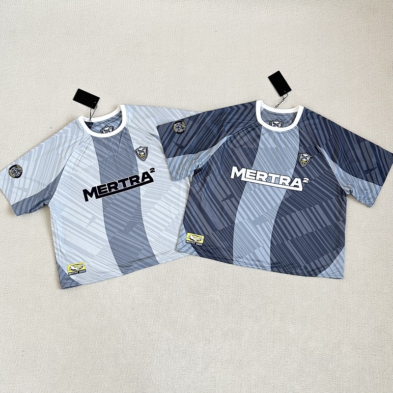 129¥ Mertr* Reversible Football Short-sleeve T-shirt