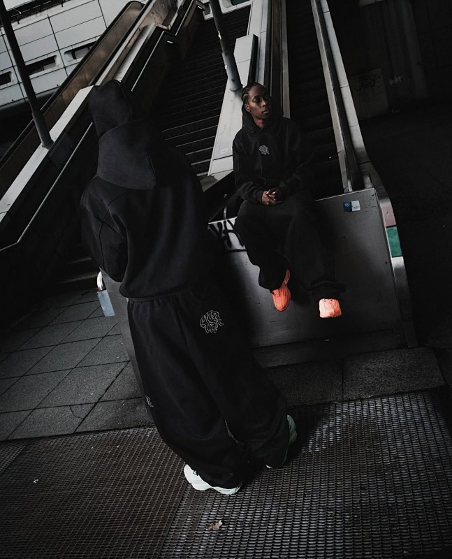 210+230¥ Mertra Double Cap Sportswear sets|Back