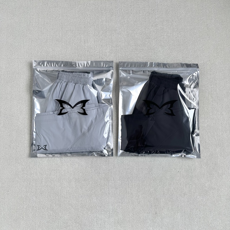 Mert..tech Shorts｜grey｜black · 4