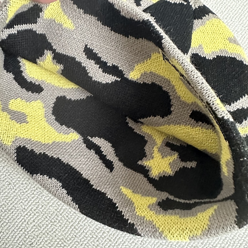 49¥ Beanie |star Camo · 5